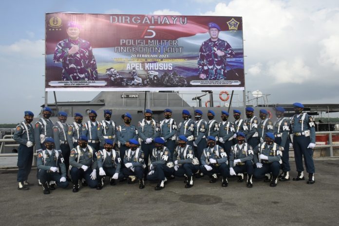 Polisi Militer Angkatan Laut Lantamal I Sang Prajurit Wijna Wira Widhayara merayakan Hari Jadi yang Ke-75 di Lapangan Apel Mako Lantamal I Belawan pada Senin (22/02/2021).