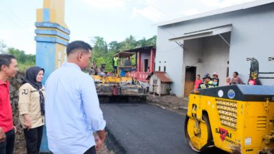 Bupati Bantaeng Tinjau Langsung Pengaspalan Jalan di Onto