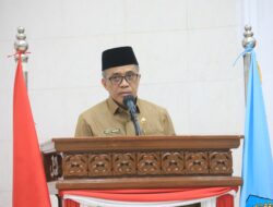 Sekda Bantaeng Sampaikan Jawaban Eksekutif atas Pemandangan Umum Fraksi DPRD