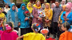 Pantau Kesehatan Anak, Bunda PAUD Kunjungi TK. Negeri Pertiwi Banyorang