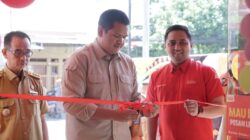 Bupati Bantaeng Resmikan Grand Opening Lazuna Chicken