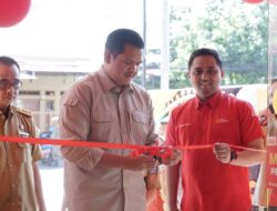 Bupati Bantaeng Resmikan Grand Opening Lazuna Chicken